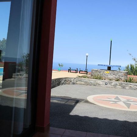 Sunset Paradise Villa ปอนตา ดู ปาร์โก ภายนอก รูปภาพ